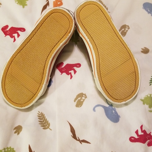 Boy Shoes - Picture 2 of 3